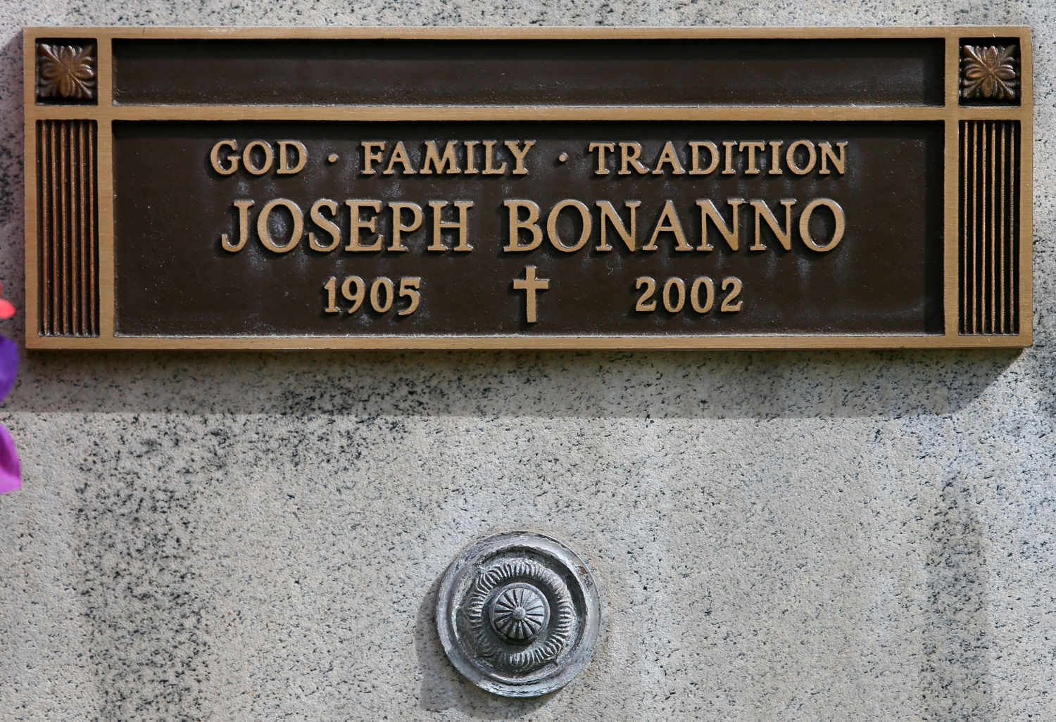 Holy Hope Cemetery